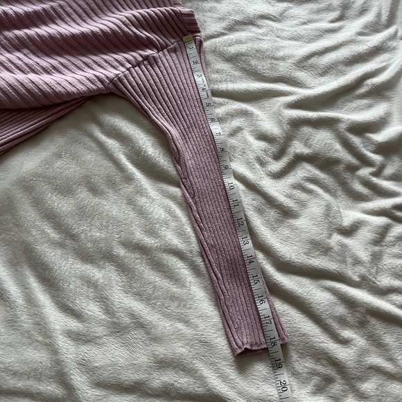 Chico’s soft rose ribbed sweater. size 1. Small 8. Cowl neck with slits on sides - Picture 10 of 10